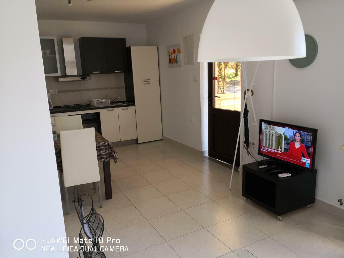 Apartmans Luce E Stella Malinska Exteriér fotografie