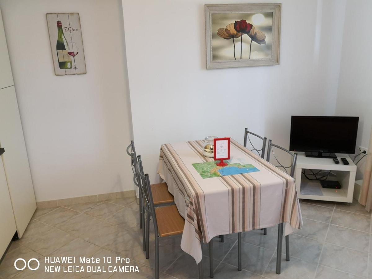 Apartmans Luce E Stella Malinska Exteriér fotografie